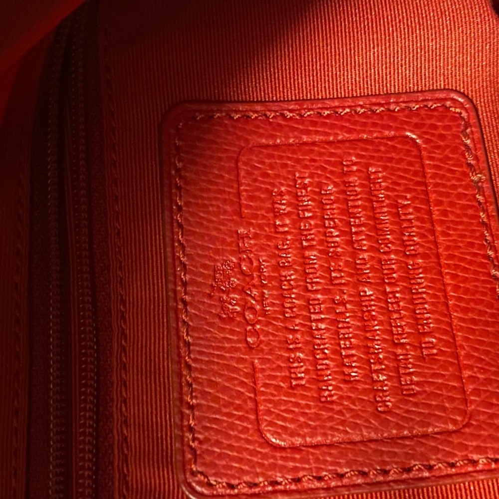 Coach 38267 Harley East West Hobo in Red and Brown - Picture 4 of 6